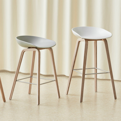 Tabouret de bar About A Stool AAS32